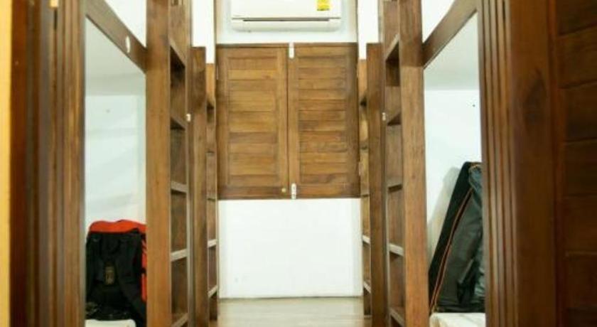 The Street Hostel Bangkok Exterior foto